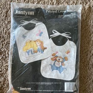 NEW ❤️Janlynn Sleepy Bunnies Stamped Cross Stitch Baby Bibs (2 Bibs)